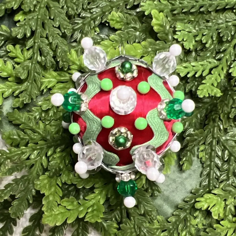Set of 2 Mini Push Pin Sequins Satin Thread Ball Christmas Ornaments Santa Peace